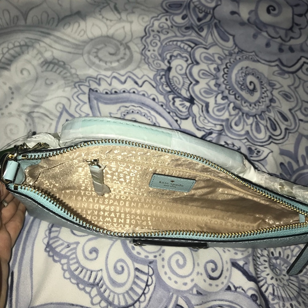 Kate Spade Wellesley Declan Classic Leather Purse - Picture 4 of 6